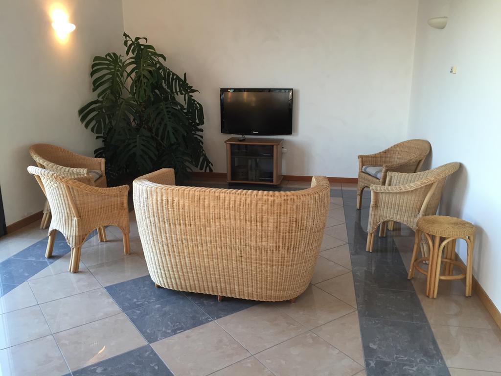 Albergo Arcobaleno Сотомарина Екстериор снимка