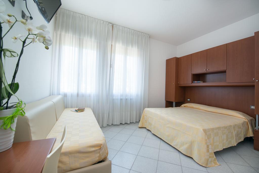 Albergo Arcobaleno Сотомарина Стая снимка