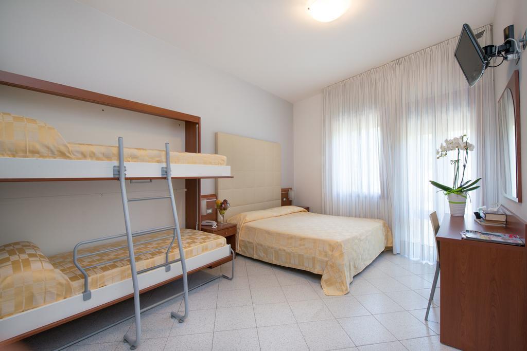 Albergo Arcobaleno Сотомарина Стая снимка