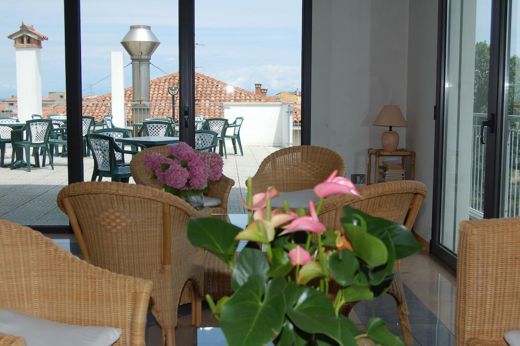 Albergo Arcobaleno Сотомарина Екстериор снимка