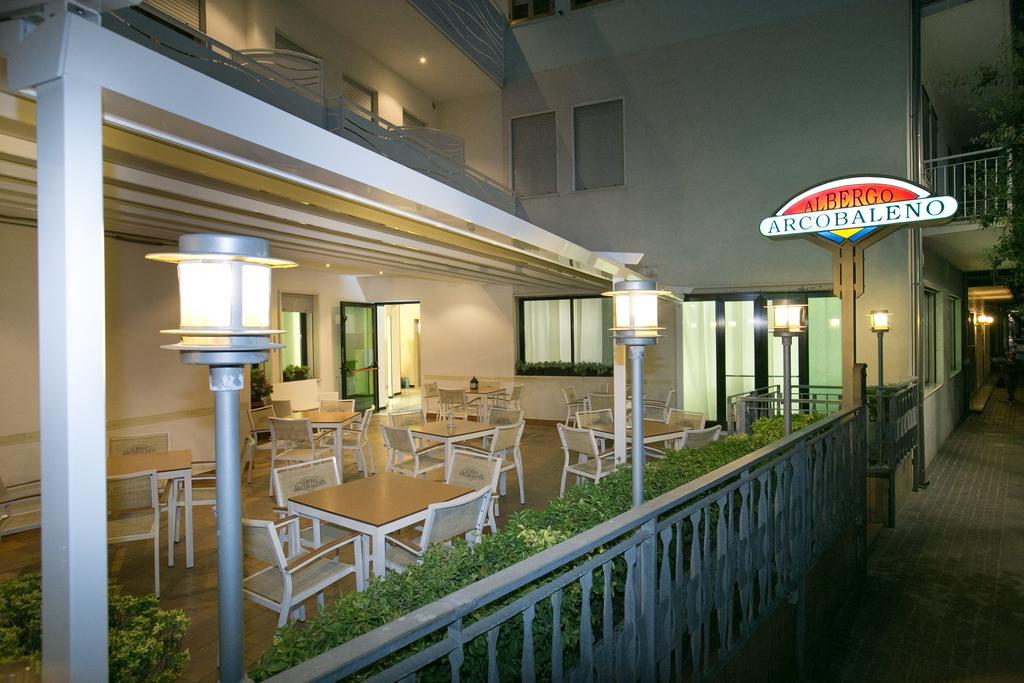 Albergo Arcobaleno Сотомарина Екстериор снимка